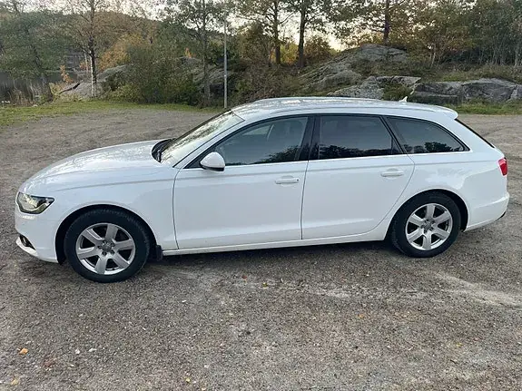 Audi A6 2012 photo 2