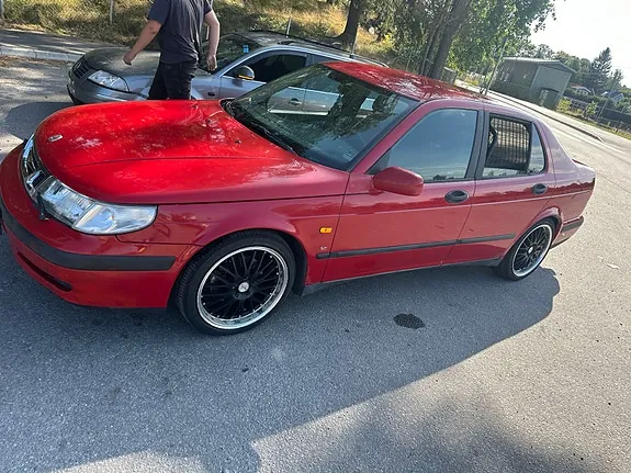 Saab 9-5 1998 photo 3