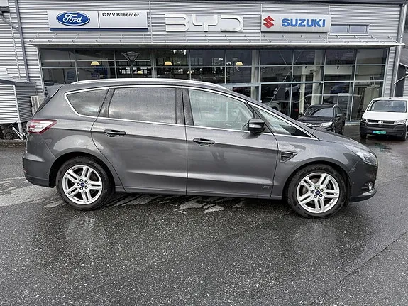 Ford S-Max 2017 photo 2