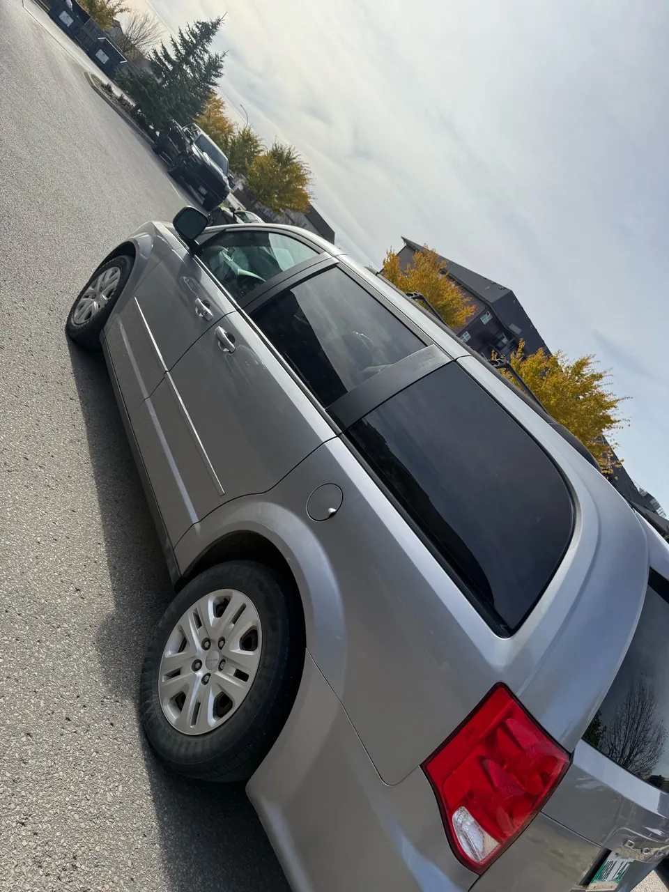 Dodge Grand Caravan 2016 photo 3