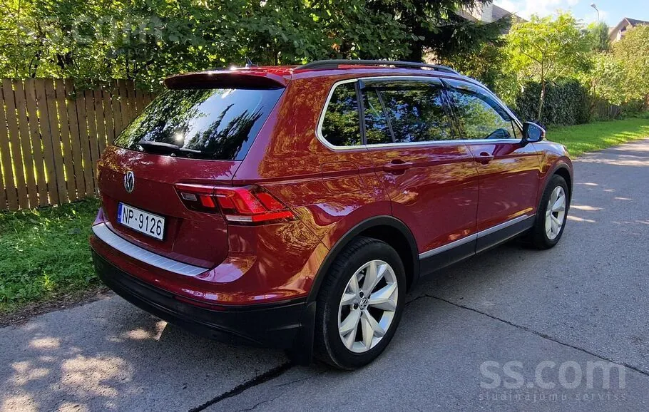 Volkswagen Tiguan 2018 photo 2