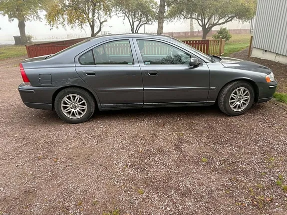 Volvo S60 2006 photo 2