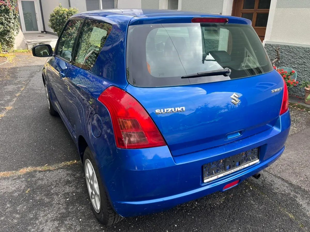 Suzuki Swift 2006 photo 3