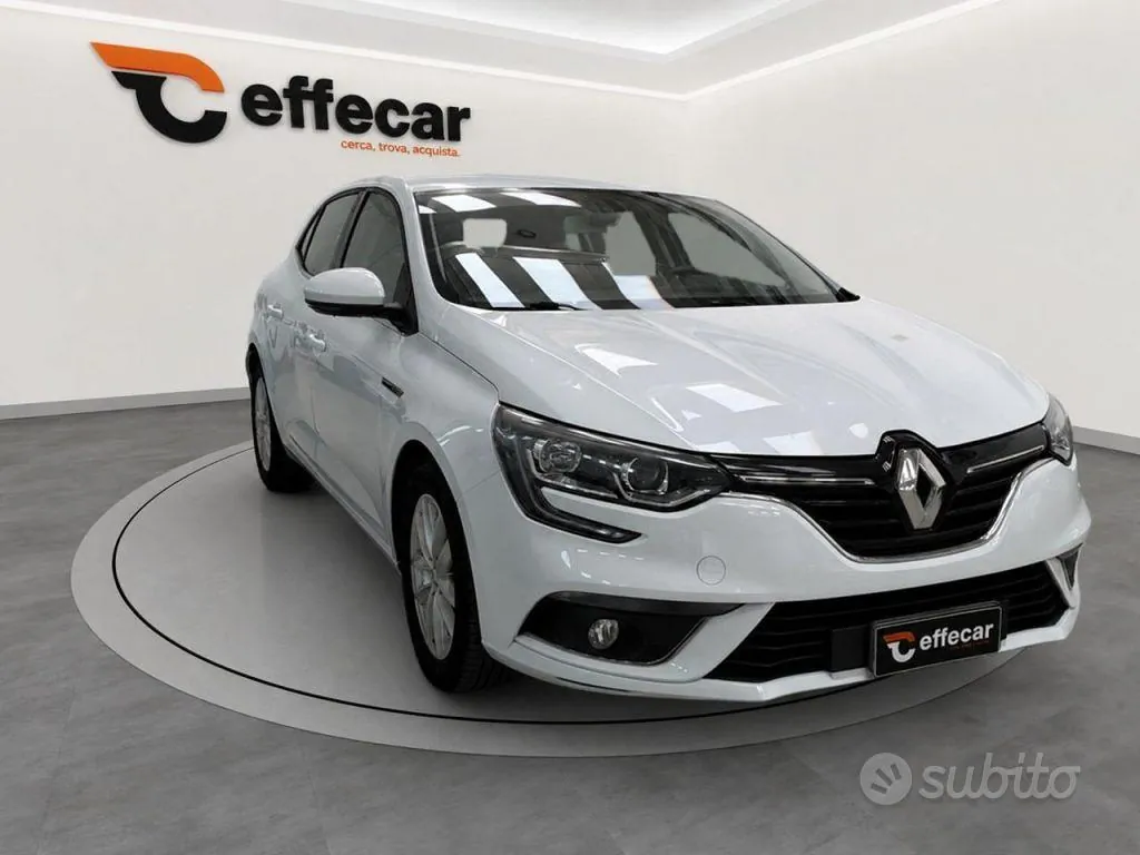 Renault Megane 2018 photo 3