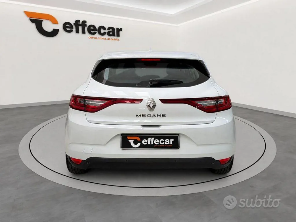 Renault Megane 2018 photo 5