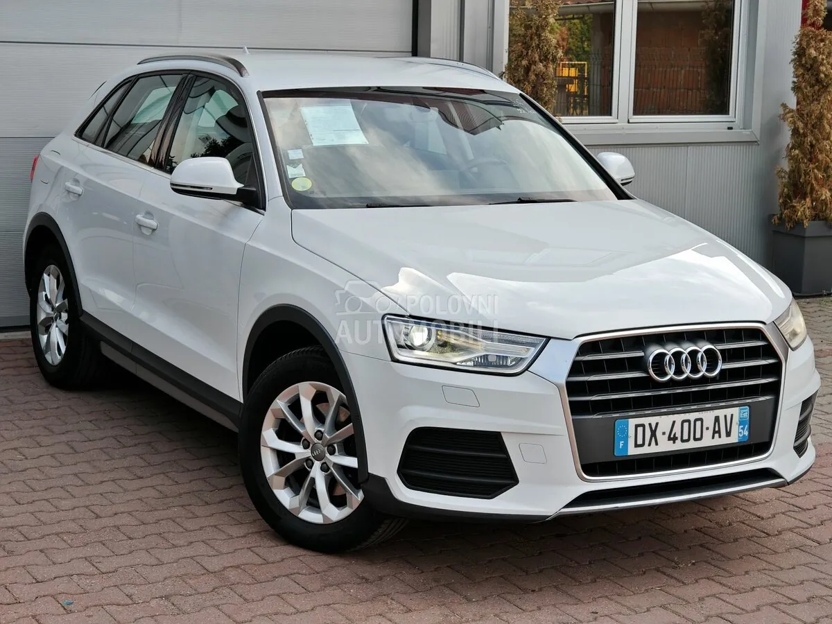 Audi Q3 2015 photo 5