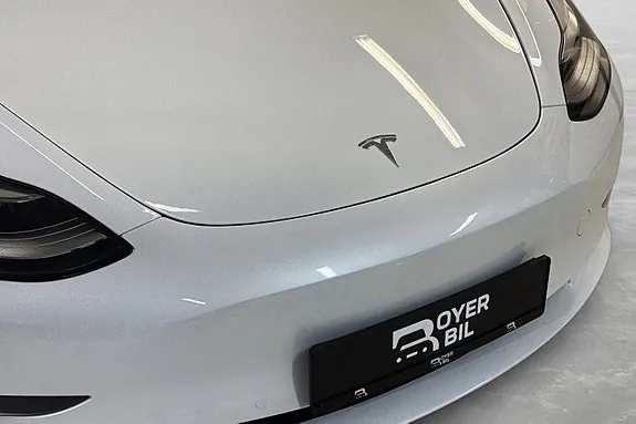 Tesla Model 3 2021 photo 3