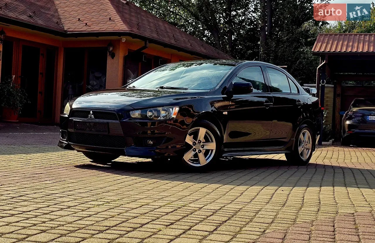 Mitsubishi Lancer