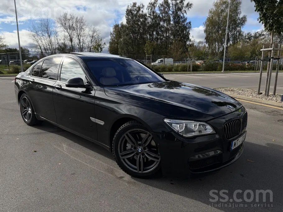 BMW 740 2012 photo 2