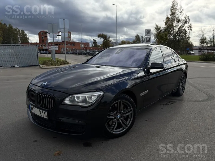 BMW 740