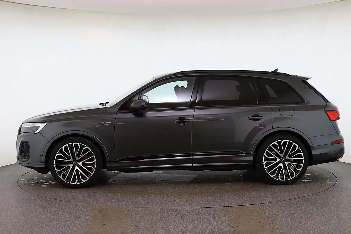 Audi Q7 2026 photo 2