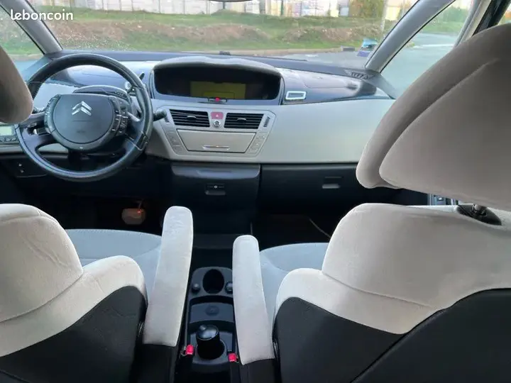 Citroen C4 Picasso 2007 photo 3