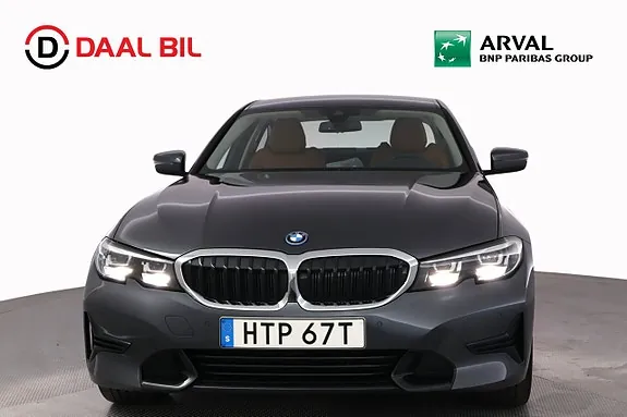 BMW 330E 2022 photo 2