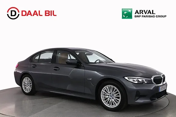 BMW 330E 2022 photo 4