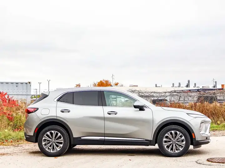 Buick Envision 2026 photo 4