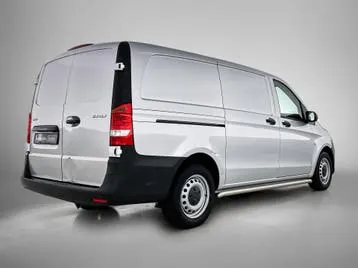 Mercedes-Benz Vito 2024 photo 2
