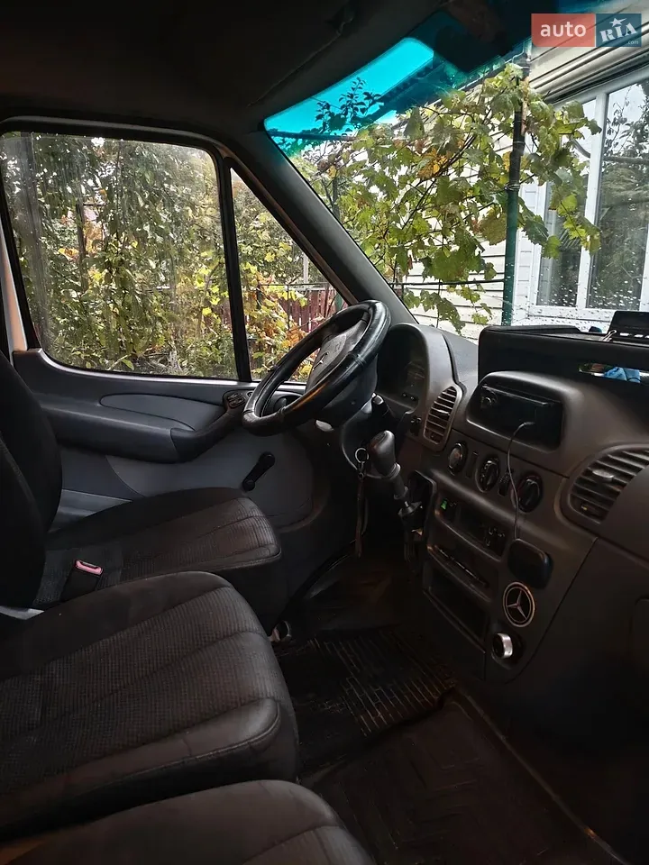 Mercedes-Benz Sprinter 2002 photo 4
