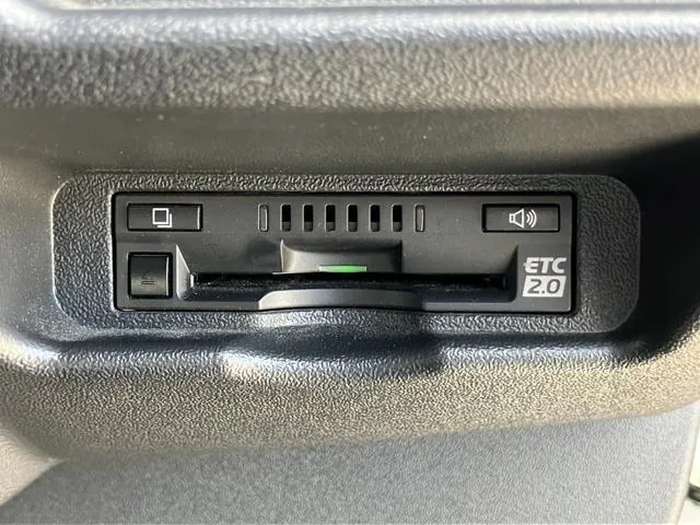 Toyota Hiace 2022 photo 4