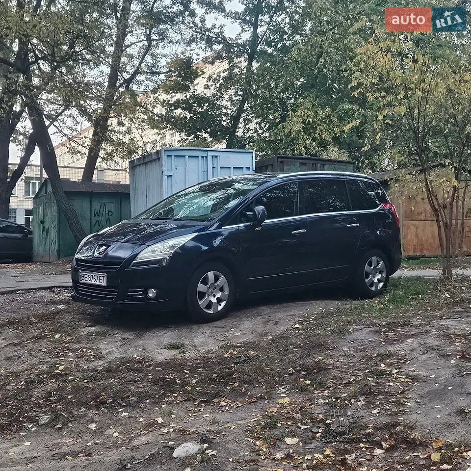 Peugeot 5008