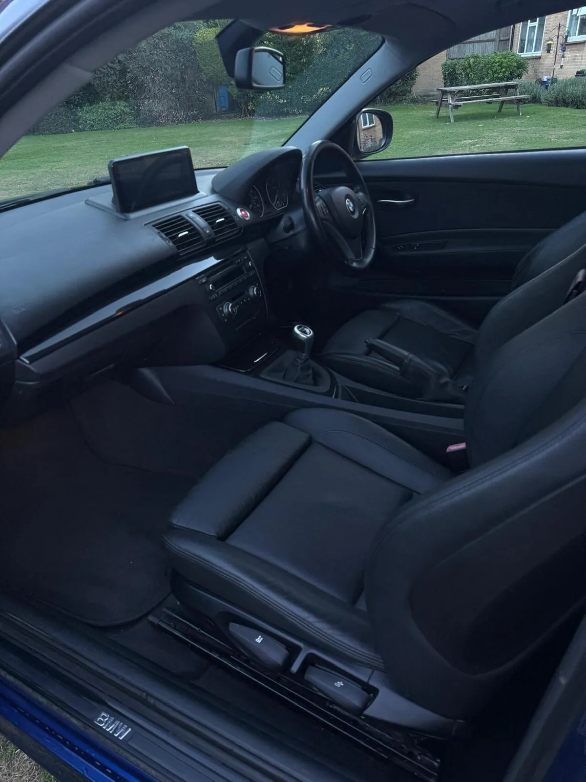 BMW 1 Series 2011 photo 4