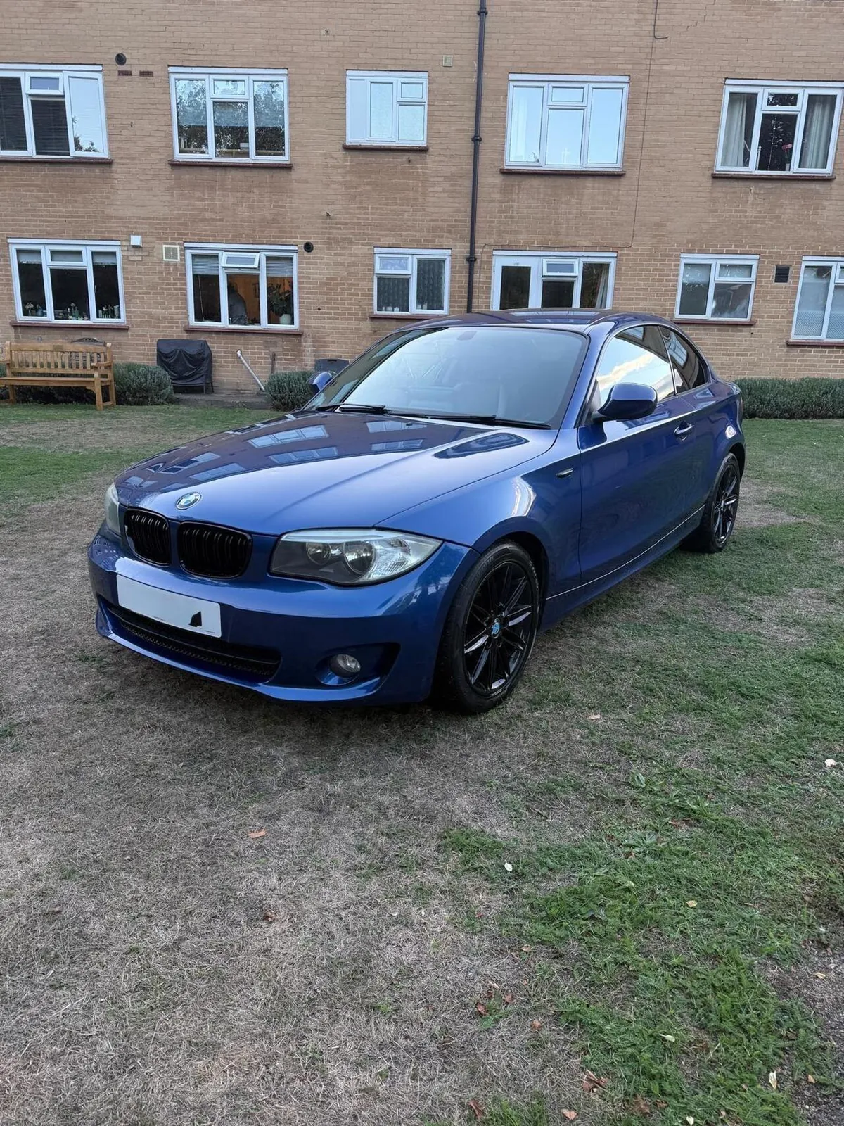BMW 1 Series 2011 photo 2