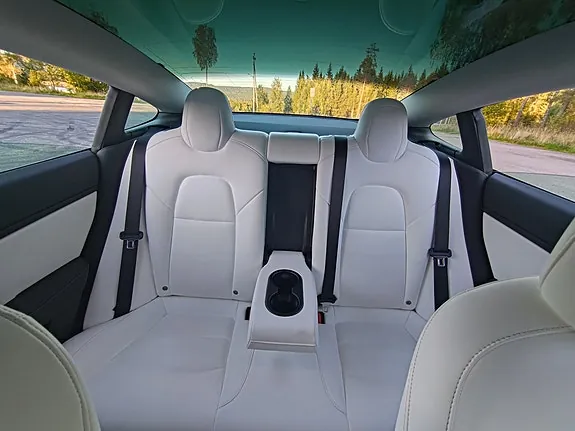 Tesla Model 3 2019 photo 2