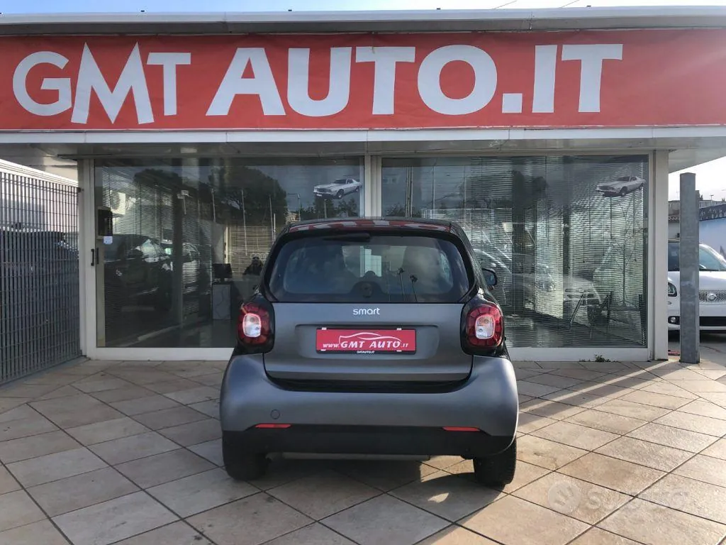 Smart Fortwo 2019 photo 4
