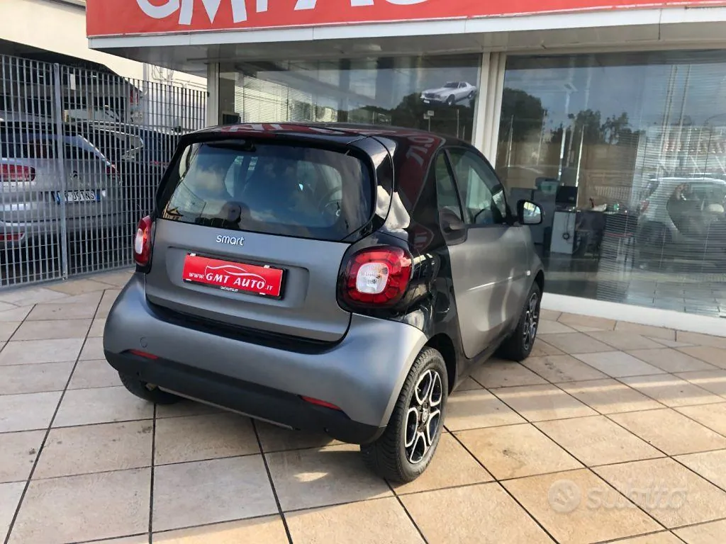 Smart Fortwo 2019 photo 5