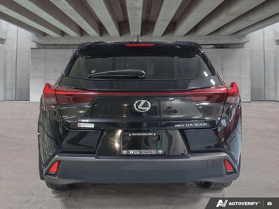 Lexus Ux 2025 photo 5