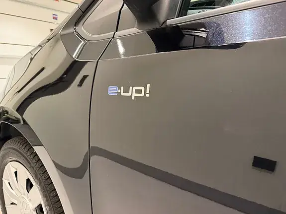 Volkswagen Up 2020 photo 4