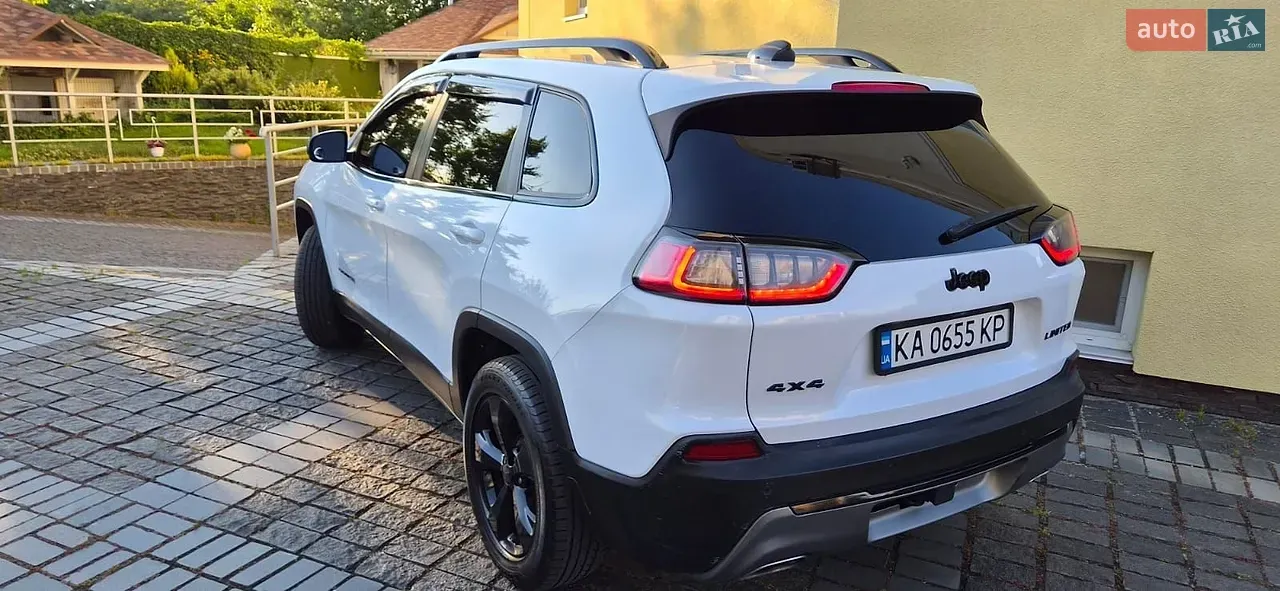 Jeep Cherokee 2019 photo 4