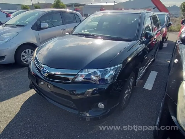 Toyota Corolla Fielder 2014 photo 2