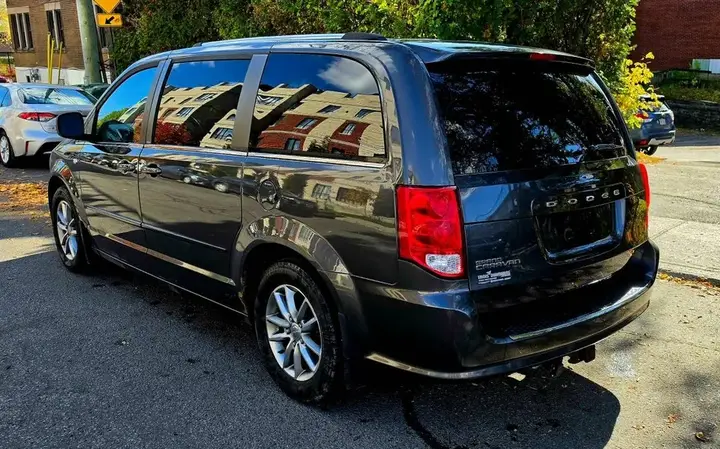 Dodge Grand Caravan 2014 photo 2