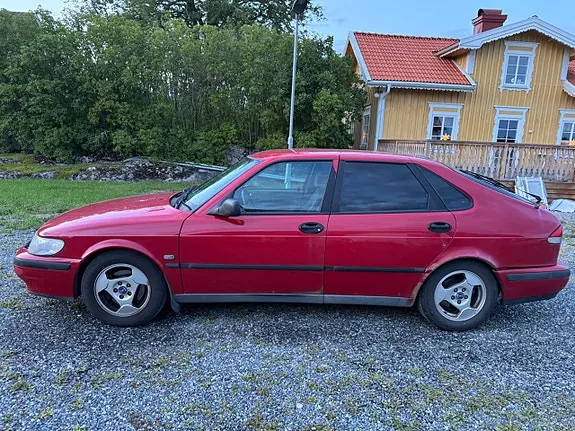 Saab 9-3 1999 photo 3