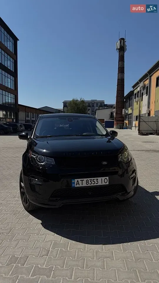 Land Rover Discovery Sport 2018 photo 2