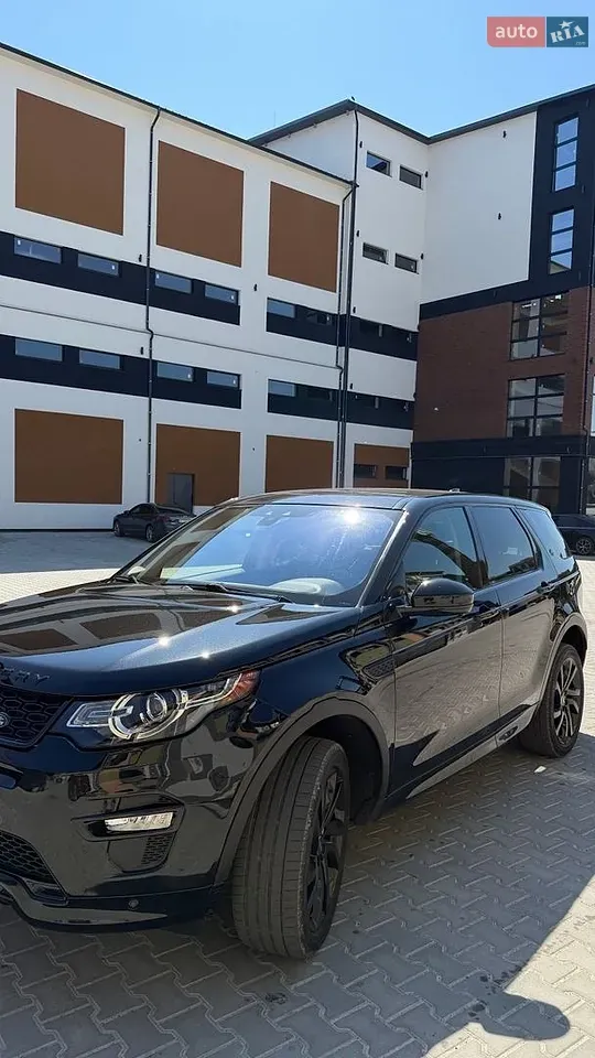 Land Rover Discovery Sport 2018 photo 3