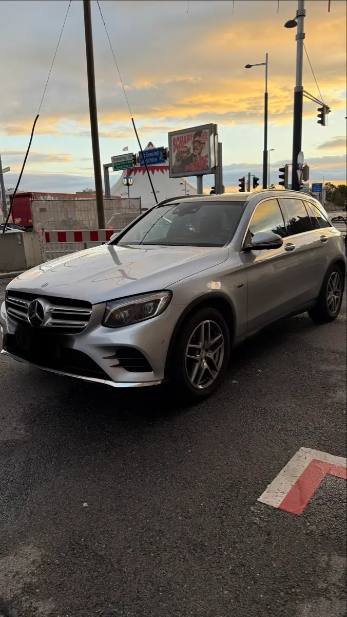 Mercedes-Benz Glc 2018 photo 2