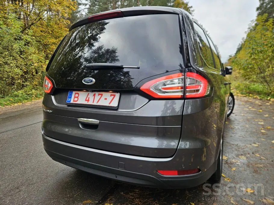Ford Galaxy 2022 photo 4