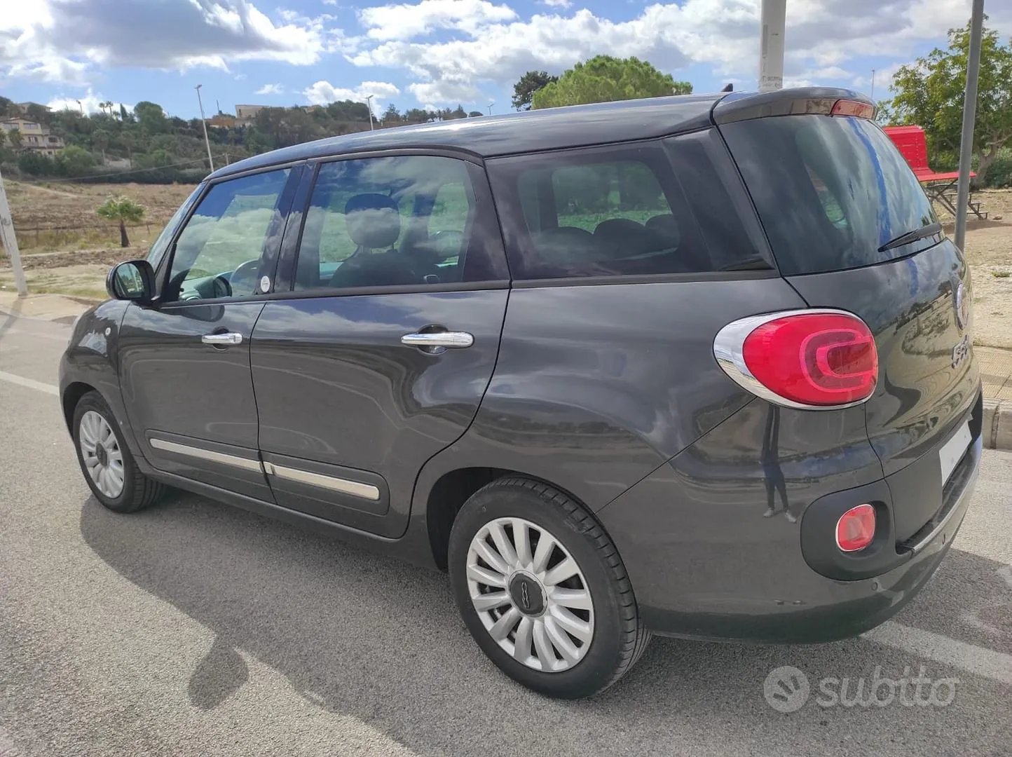 Fiat 500L 2013 photo 4