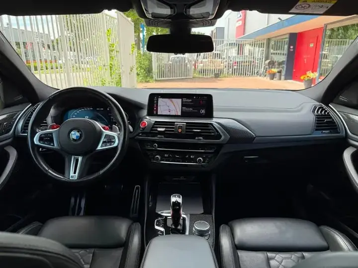 BMW X4 2021 photo 2