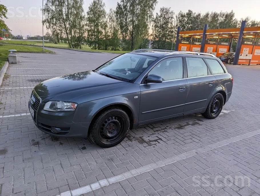 Audi A4 2007 photo 2