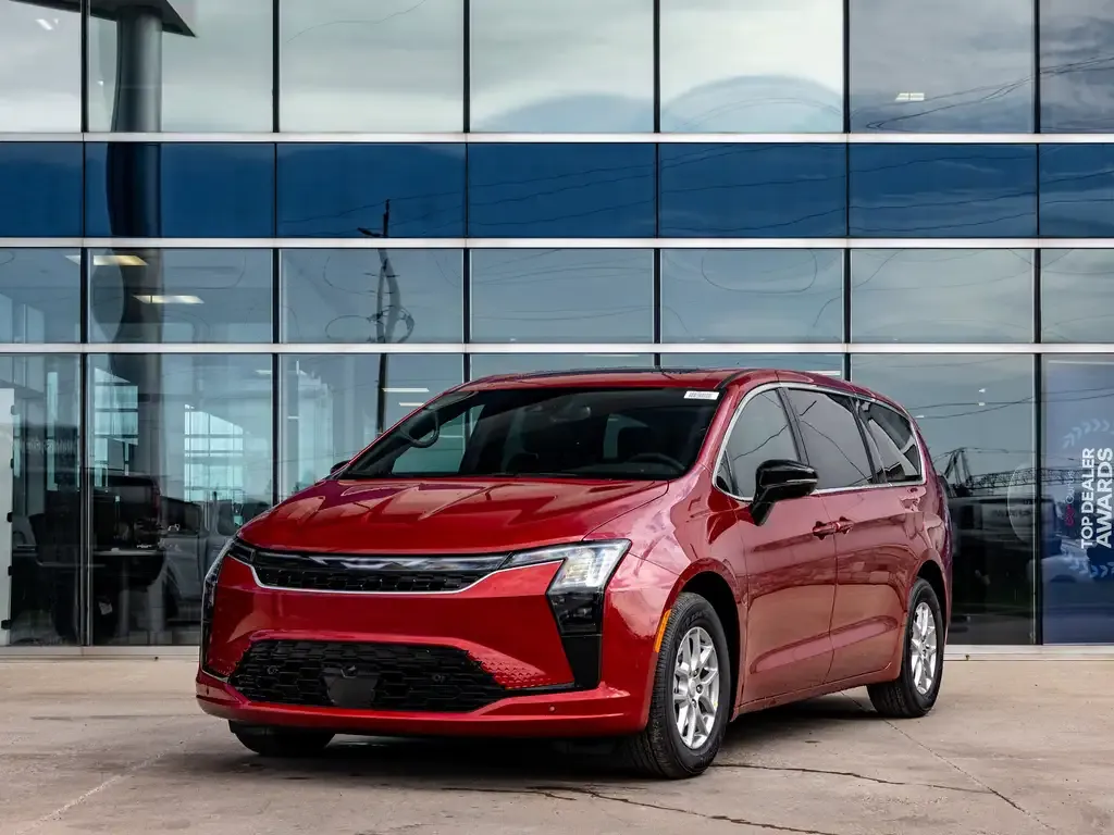 Chrysler Pacifica 2027 photo 2