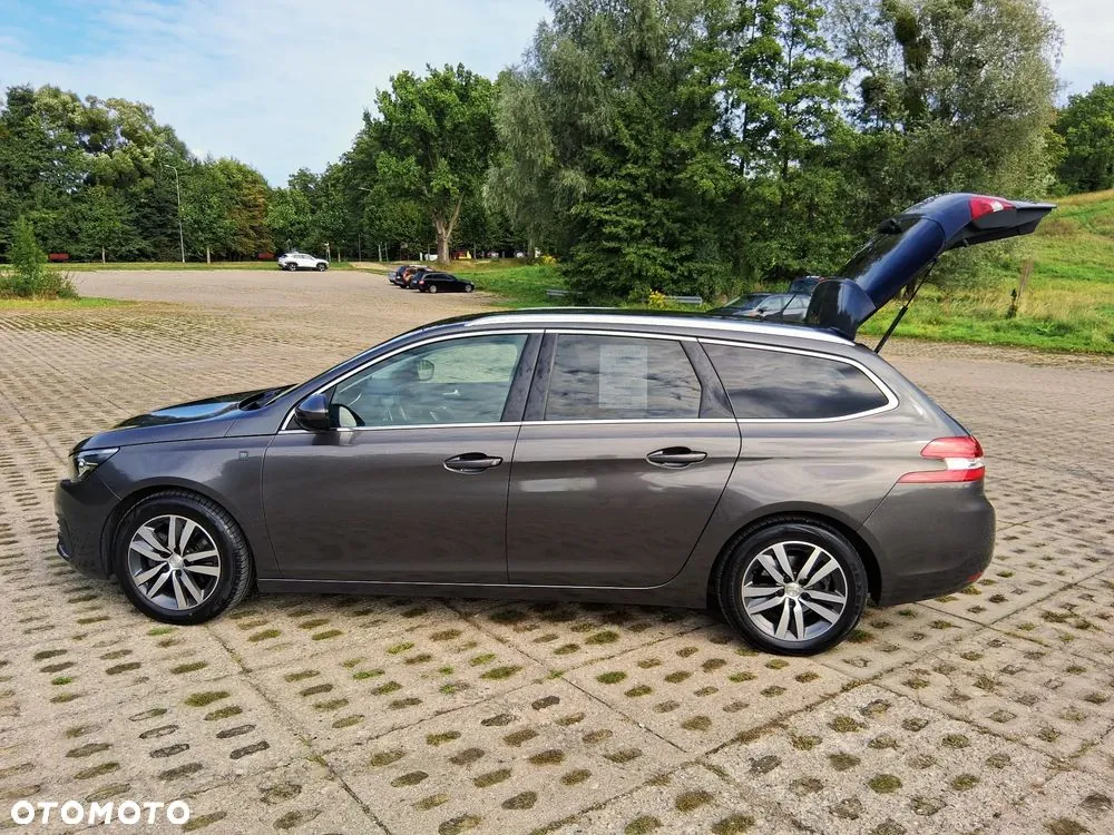 Peugeot 308 2019 photo 4