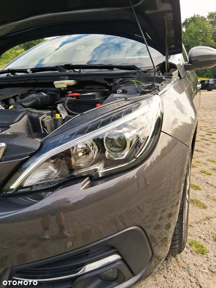 Peugeot 308 2019 photo 5