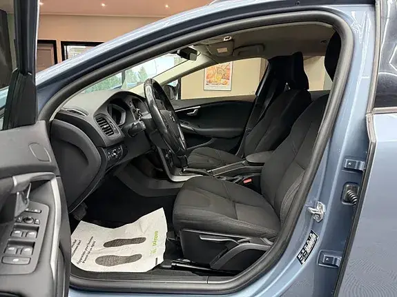 Volvo V40 Cross Country 2017 photo 3