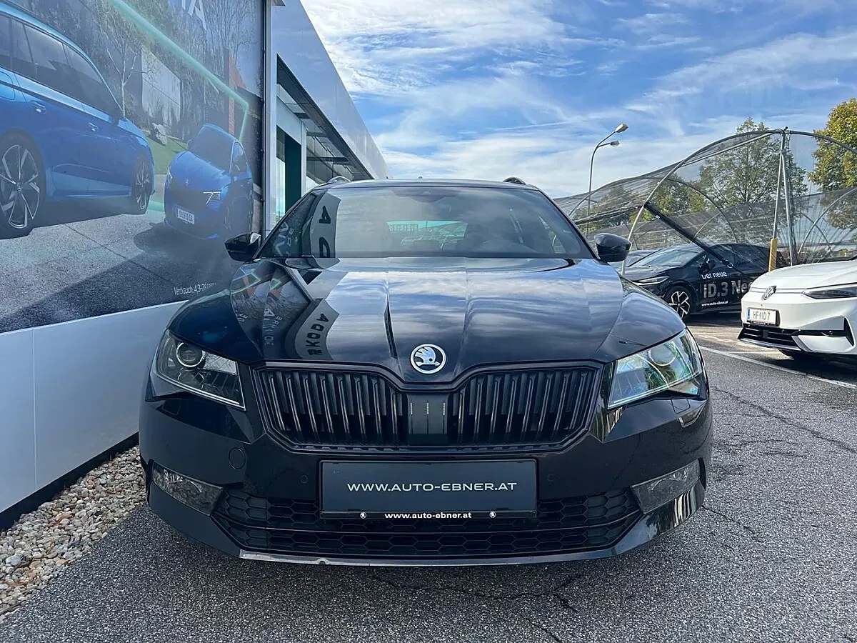 Skoda Superb 2018 photo 2