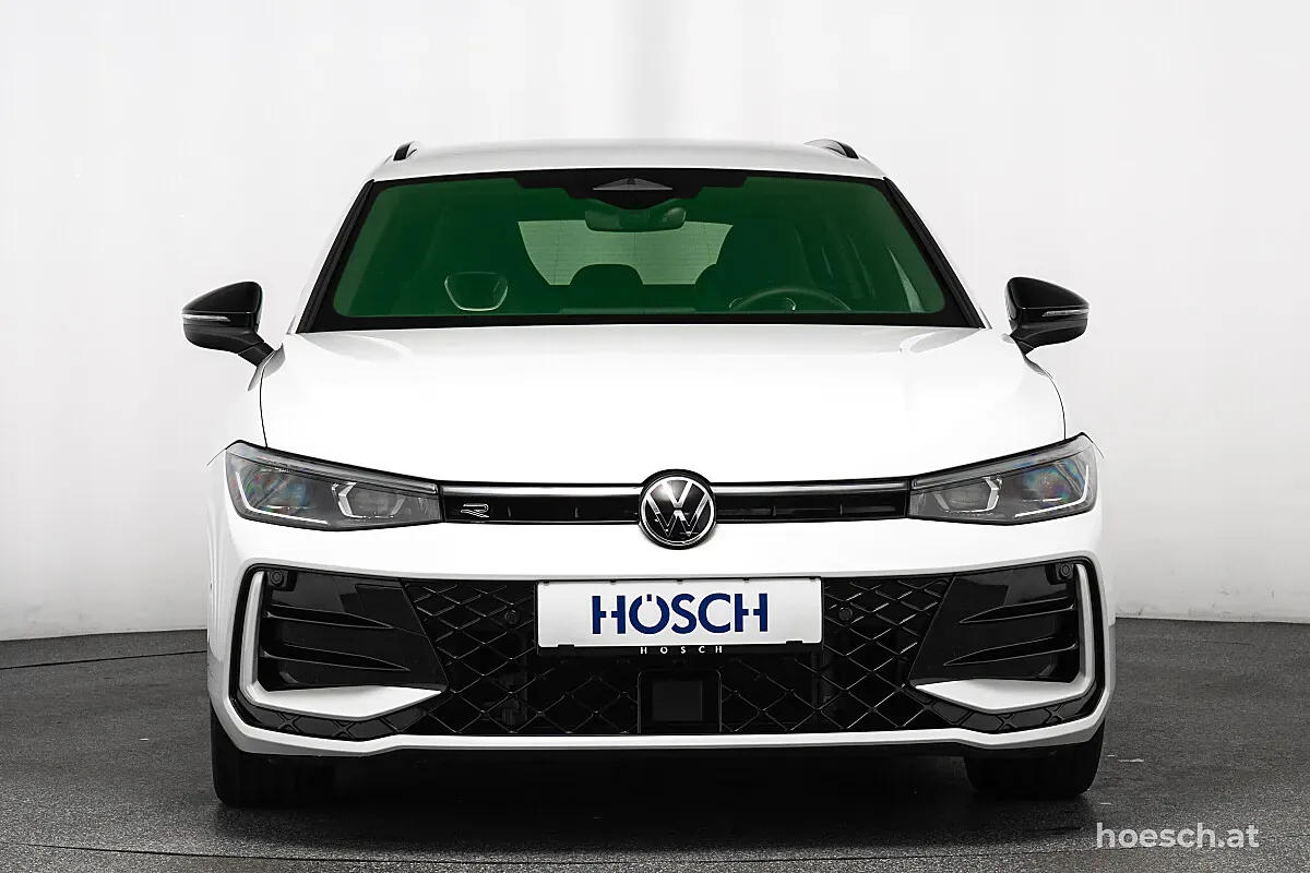 Volkswagen Passat 2025 photo 2