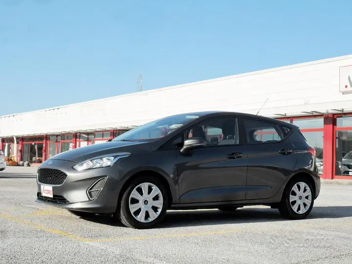 Ford Fiesta 2017 photo 2
