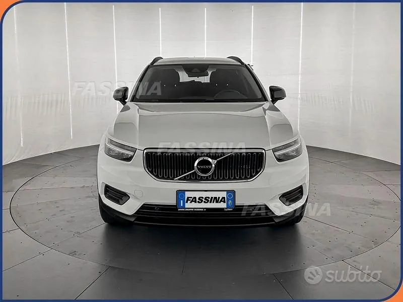 Volvo Xc40 2021 photo 2