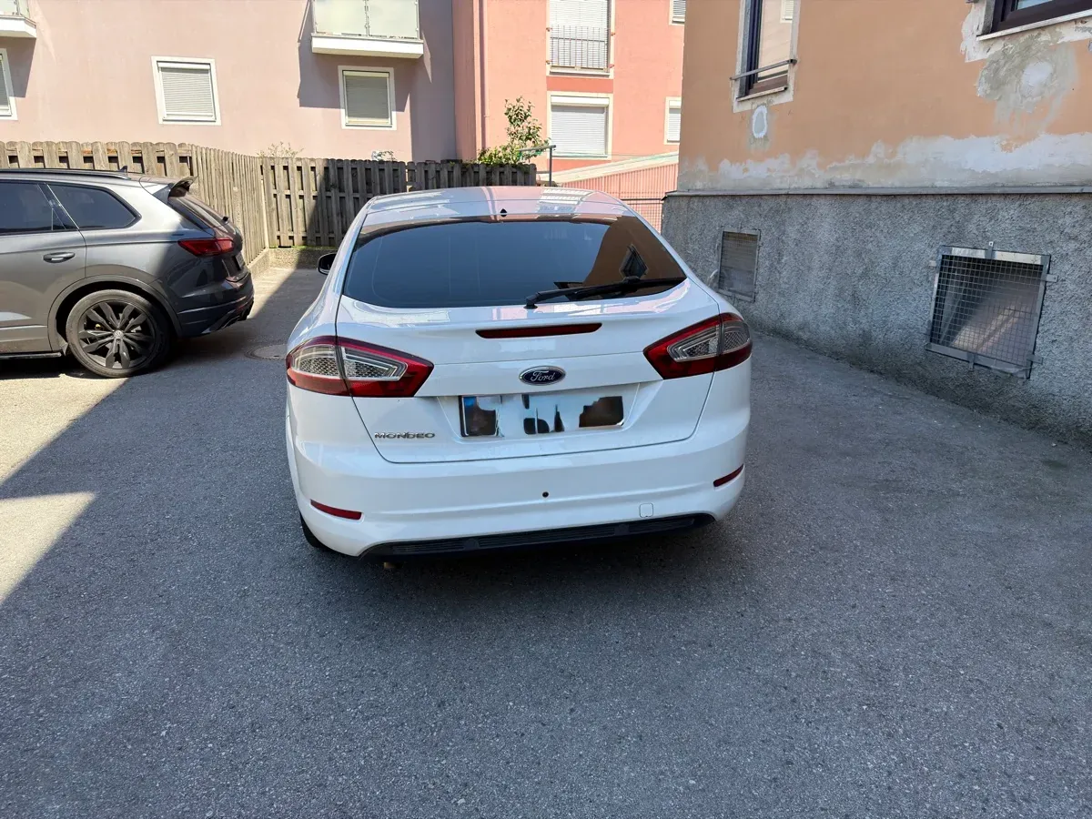 Ford Mondeo 2011 photo 3